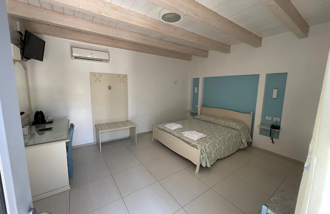 Baia Sangiorgio Hotel & Beach Club-1